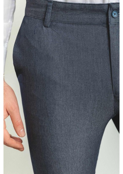 Desenli Lacivert Beyaz Renk Super Slim Fit Erkek Pantolon fiyatları