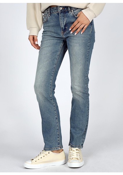 Normal Bel Normal Paça Straight Kadın Denim Pantolon 251 Lcf 121007 Susıe Spencer fiyatları