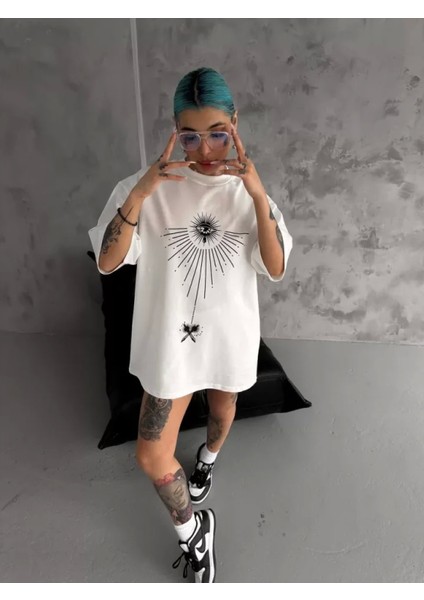 Pileli Store Unisex Bisiklet Yaka Baskılı Oversize T-Shirt - Beyaz