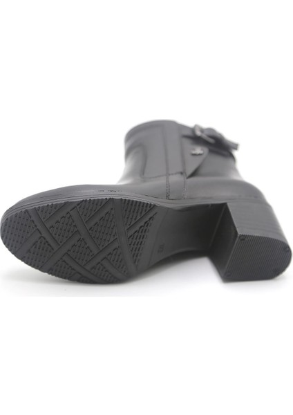 1779011K Kadın Deri Bot fırsatları