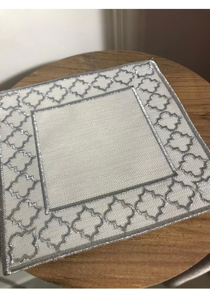 Nivemeshome Fas Nakışlı Gümüş Kare (6 Adet) Keten Kokteyl Peçetesi Kahve Yanı Sunumluk
