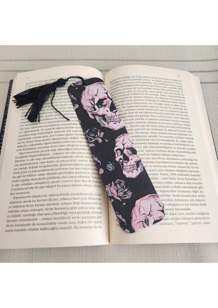 Kuru Kafa Desenli Püsküllü Kabartmalı Kitap Ayracı 3D 3 Boyutlu Altındal Home