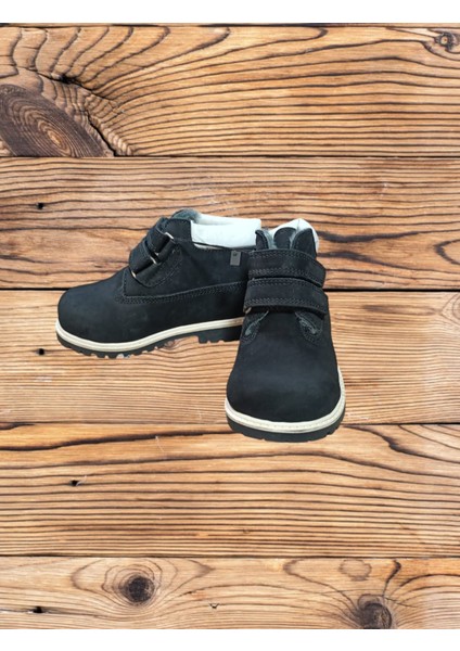 Deri Nubuk Çocuk Bot Kürklü Kaymaz Cat Model Siyah