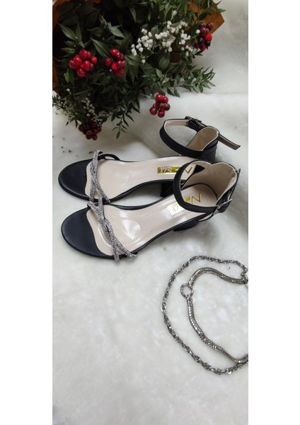 Siyah Boğumlu Taş Detaylı Önü Açık Topuklu Ayakkabı Nzf At2 Siyah 36 ST01741-SİYAH-36