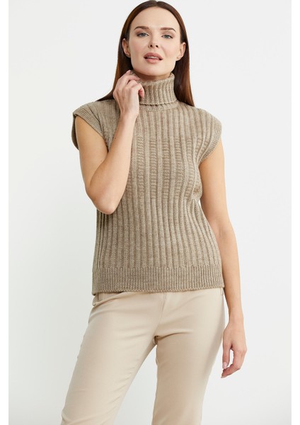 Yünlü Tam Balıkçı Kolsuz Triko Süveter - Koyu Bej fırsatları