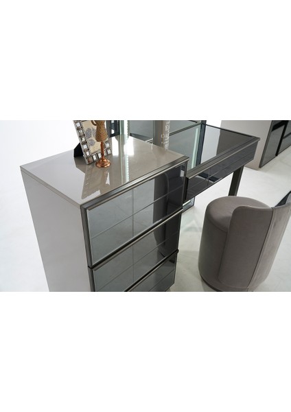 Zirkon Şifonyer fırsatları