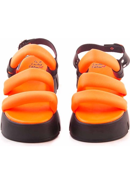 Kadın Sandalet 2205 modelleri