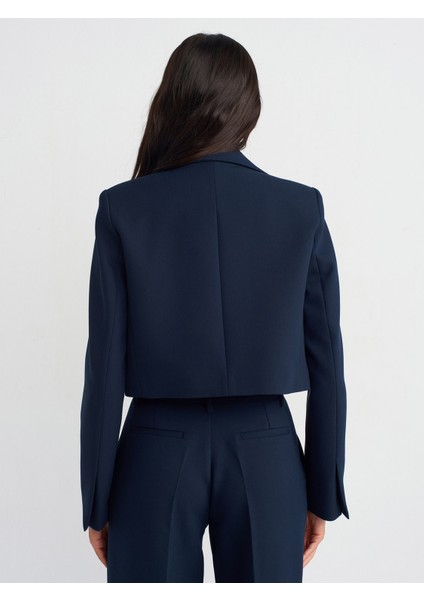60744 Kruvaze Düğmeli Crop Blazer-Lacivert fiyatları