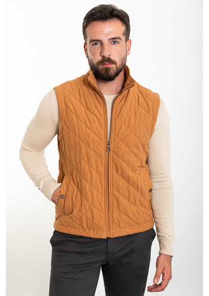 Kapitone Kamel Rengi Slim Fit Hakim Yaka Erkek Yelek