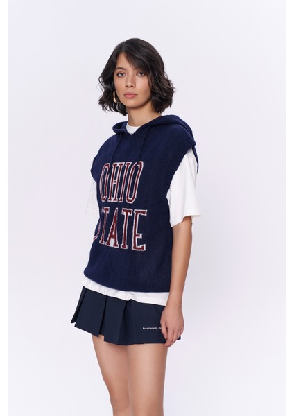 Yazı Sloganlı Kapüşonlu Süveter Lacivert fırsatları