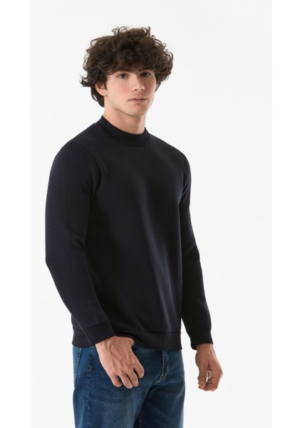 Basic Bisiklet Yaka Sweatshirt