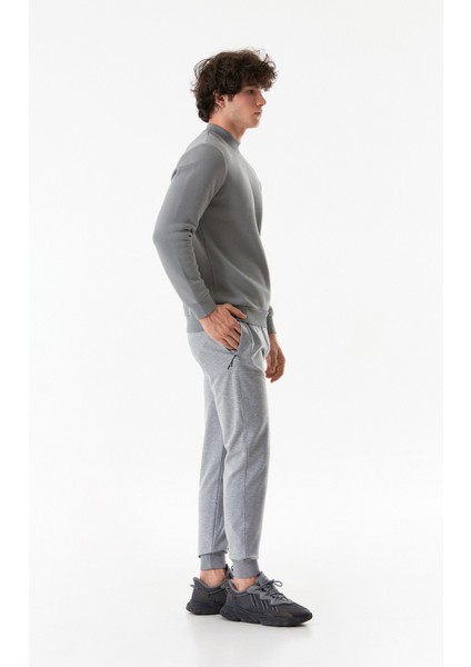 Basic Bisiklet Yaka Sweatshirt indirimleri