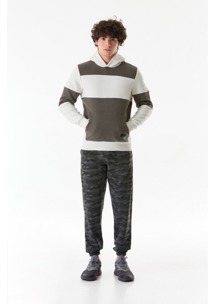 Renk Bloklu Kanguru Cepli Kapüşonlu Sweatshirt fiyatları