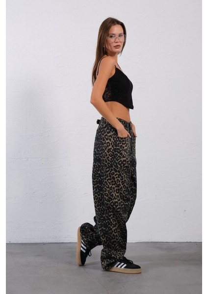 Toka Detaylı Bol Kesim Geniş Paça Rahat Baggy Jean Kot Salaş Kadın Pantolon @milano fırsatları