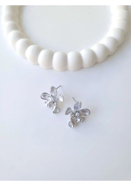 Çelik Gümüş Incili Çiçek Kadın Küpe - Blossom Silver fiyatları