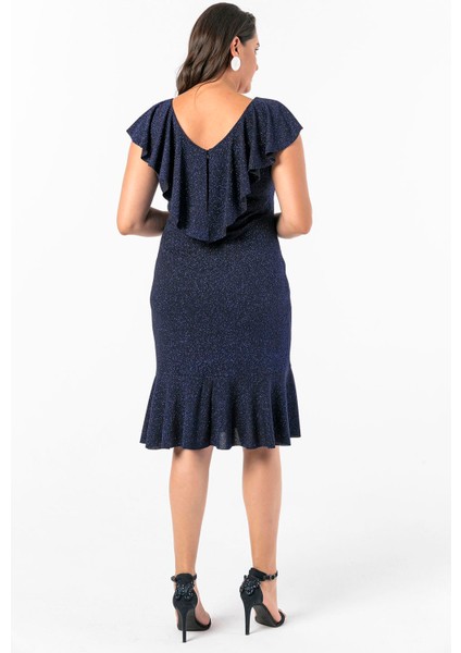 Volanlı Yaka Broşlu Simli Büyük Beden Elbise indirimleri