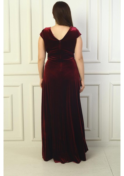 Kadın Ön Arka V Yaka Yanı Büzgülü Yarım Ay Kollu Büyük Beden Uzun Kadife Elbise fırsatları
