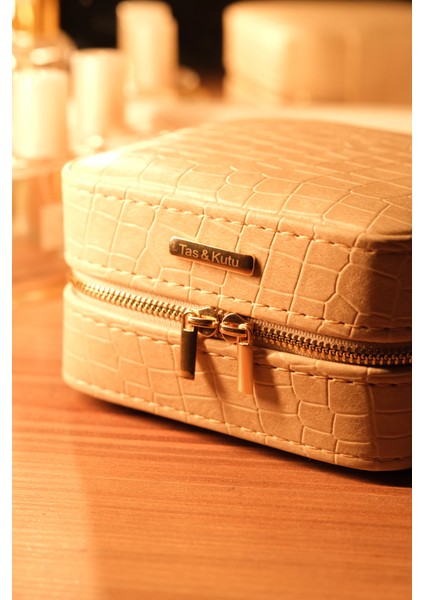 Taskutu Mini Takı Kutusu -Mücevhe Kutusu -Seyahat Için-Bej Renk indirimleri