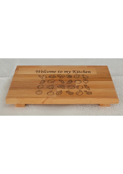 Royal Hediyelik 1 Adet 30X20CM Ahşap Sebze Emojili Kesme Tahtası 4 Ayaklı Welcome To My Kitchen Yazılı