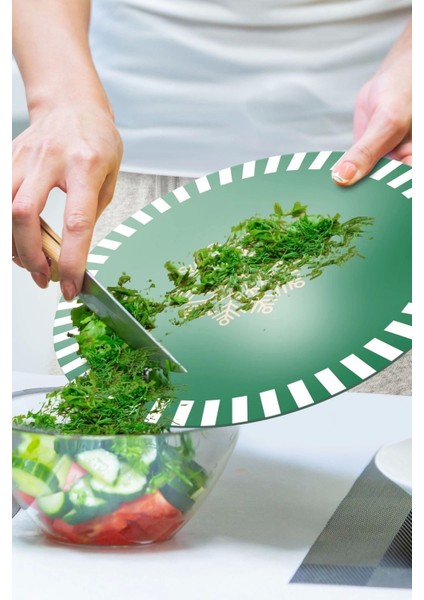 Cam Kesme Tahtası Yuvarlak Yeşil Beyaz Kar Tanesi Desenli 30 X 30 cm modelleri