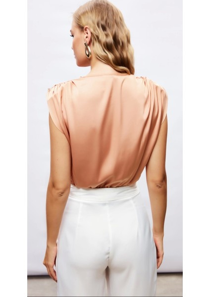 Zincir Detaylı Bodysuit modelleri