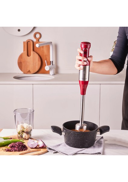 Mastermaid Mutfak Robotu Çift Katlı 4 Kanatlı Bıçaklar 2000W Turbolu Güçlü Motor + Onerous Mutfak Tartısı fırsatları