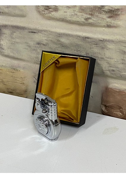 Marka Otantik Model Gri Renk Gazlı Kişiye Özel Çakmak fırsatları