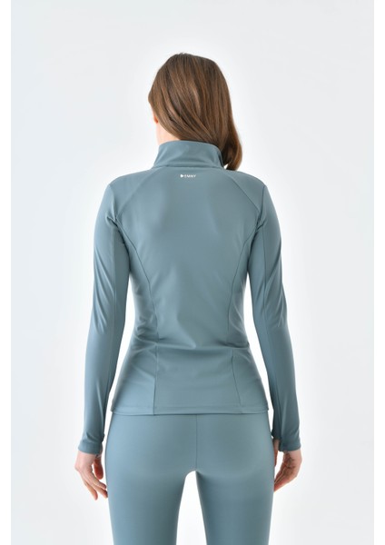 Kadın Sporcu Hırkası Slim Fit Comfort Light Warm modelleri