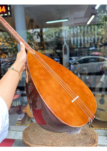 Kısa Sap Yarı Profesyonel Ceviz Bağlama 40 Tekne Jak Girişli