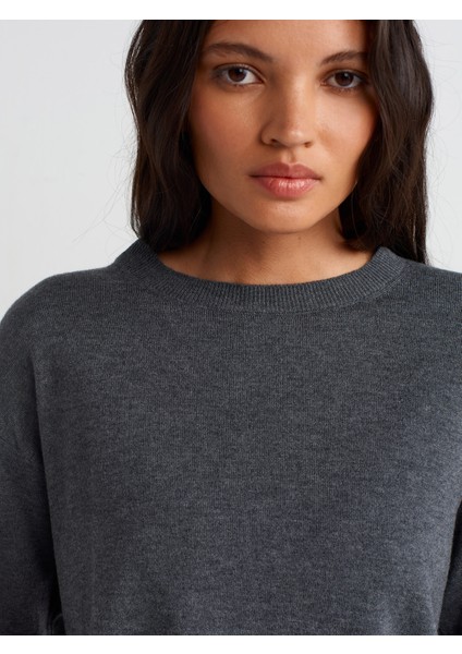 10633 Bisiklet Yaka Basic Triko Kazak-Füme M. fırsatları