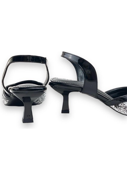 Kadın Orhed Siyah Badem Topuk Taş Detaylı Ayakkabı 5 cm 2508 modelleri