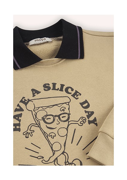 Erkek Çocuk Yakalı Bej Sweatshirt