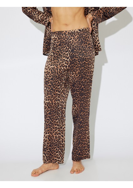 x Zeynep Bastık - Leopar Desenli Pijama Altı Bol Kalıp Viskon modelleri
