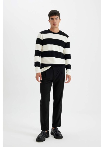 Standart Fit Normal Kesim Bisiklet Yaka Çizgili Triko Kazak D1968AX24AU fiyatları