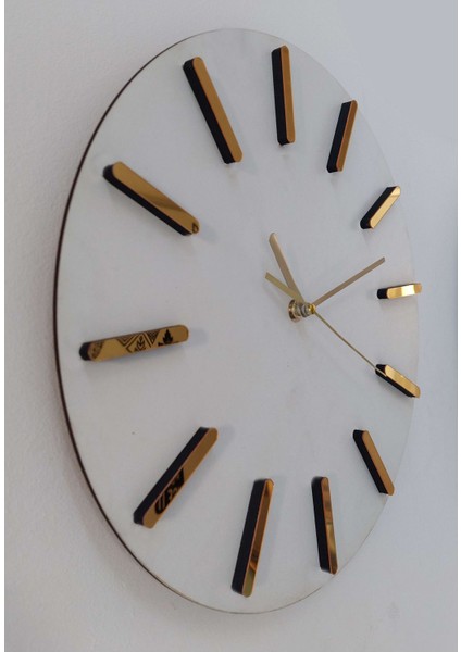 Beyaz Ahşap Katmanlı Dijital Duvar Saati, 35cm, Klasik Stil, Yuvarlak Tasarım