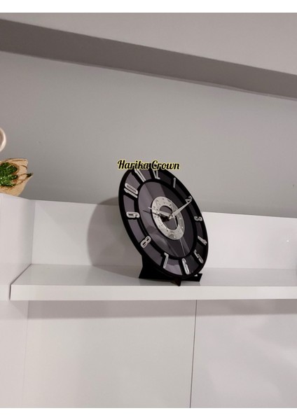 25 cm aynalı şık duvar ve masa saati, füme gümüş renk seçeneğiyle tarzınıza uyum sağlar modelleri