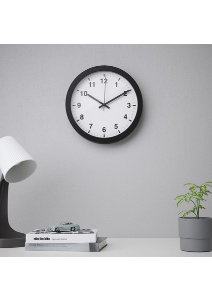 Modern siyah duvar saati, 28 cm, şık ve klasik tarzda, 27x39 cm ölçülerinde