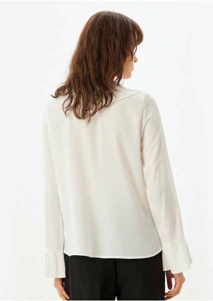 Fırfırlı Bebe Yaka Gömlek Bağlama Detaylı Uzun Çan Kollu fırsatları