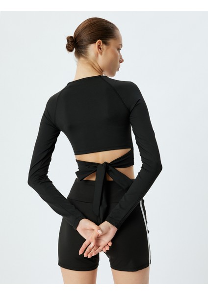 Spor Crop Tişört Uzun Kollu Bisiklet Yaka Bağlama Detaylı Slim Fit fırsatları