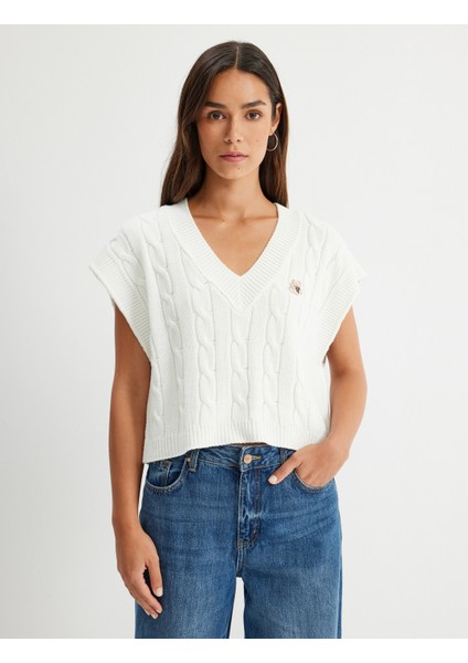 Oversize Örgü Süveter V Yaka Nakışlı modelleri