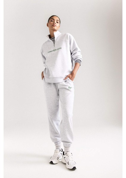DeFacto Fit Oversize Geniş Kalıp Dik Yaka Spor Baskılı Sporcu Sweatshirt D1701AX24AU