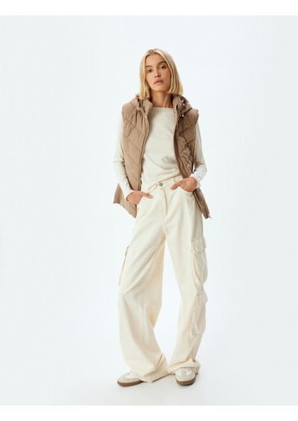 Şişme Yelek Kapüşonlu Kapitone Fermuarlı Cepli Rahat Kalıp