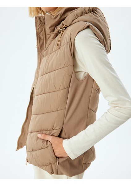 Şişme Yelek Kapüşonlu Kapitone Fermuarlı Cepli Rahat Kalıp indirimleri