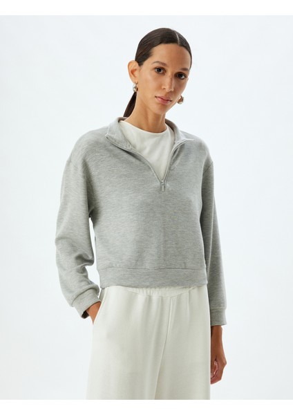 Polo Yaka Sweatshirt Yarım Fermuar Detaylı Basic modelleri