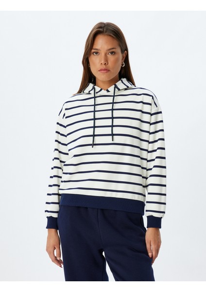 Kapşonlu Sweatshirt Uzun Kollu