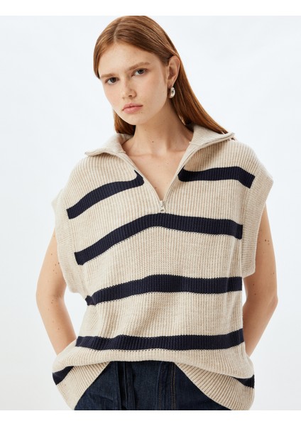 Triko Oversize Süveter Yarım Fermuar Detaylı Dik Yaka Kolsuz