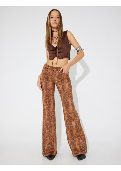 x Zeynep Bastık - Crop Süet Yelek Önü Çapraz Bağlamalı V Yaka Slim Fit fiyatları