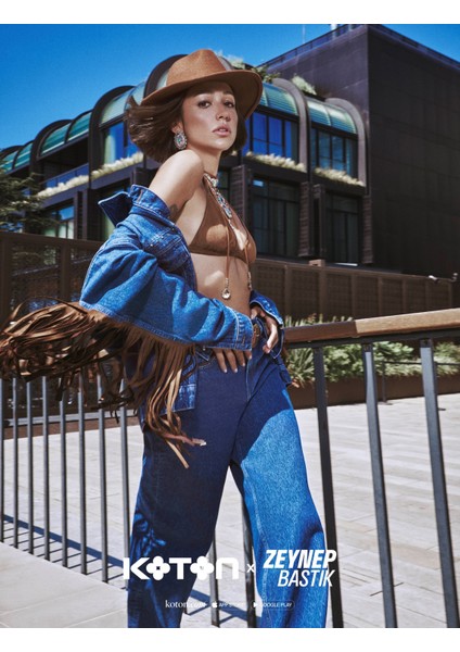 x Zeynep Bastık - Oversize Kot Pantolon Bol Paça Cep Detaylı Düğmeli - Loose Straight Jeans