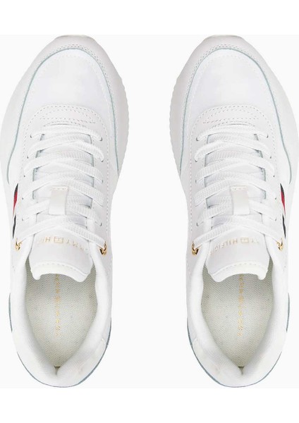 Essential Global Runner Sneakers fırsatları