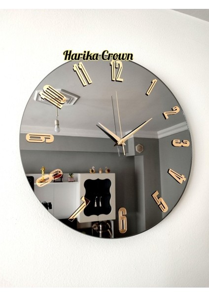 Altın renkli modern aynalı duvar saati, 50x50 cm, şık ve şık dekoratif tasarım